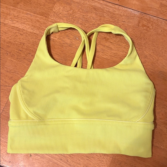 Lululemon, energy sports bra
Ribbed size 6
Electric lemon - Picture 1 of 4